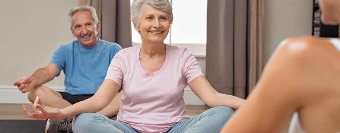 Ciclo Adulto Mayor | Yoga y Fuerza